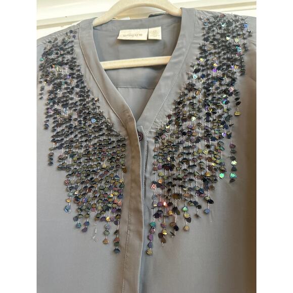 Chico’s Size 0 (4) Gray Collar Button Down with Iridescent Multicolor Sequin - Picture 4 of 9